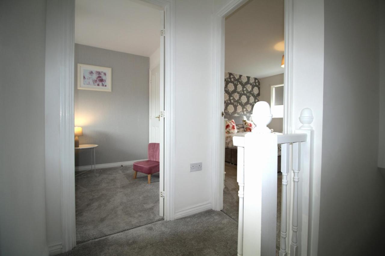 Ashington - 2 Bedroom House - Beautifully Decorated & Furnished - Large Garden Esterno foto